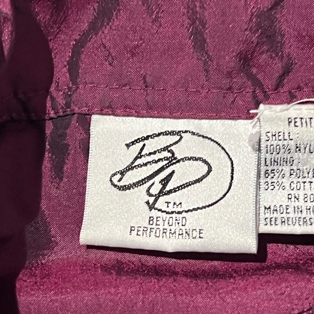 Vintage Beyond Performance metallic maroon windbreaker - Picture 6 of 17